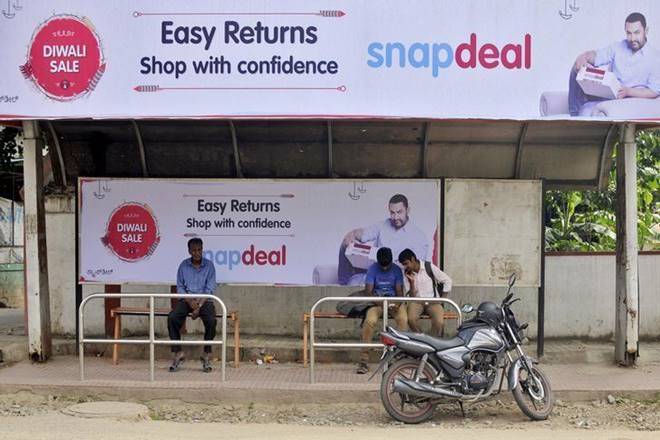 Within the first 8 hours of the sale, almost one lakh cell telephones had been sold at Snapdeal.