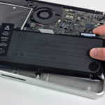 How to recognize while to alternate Apple MacBook’s battery Image Source iFixit